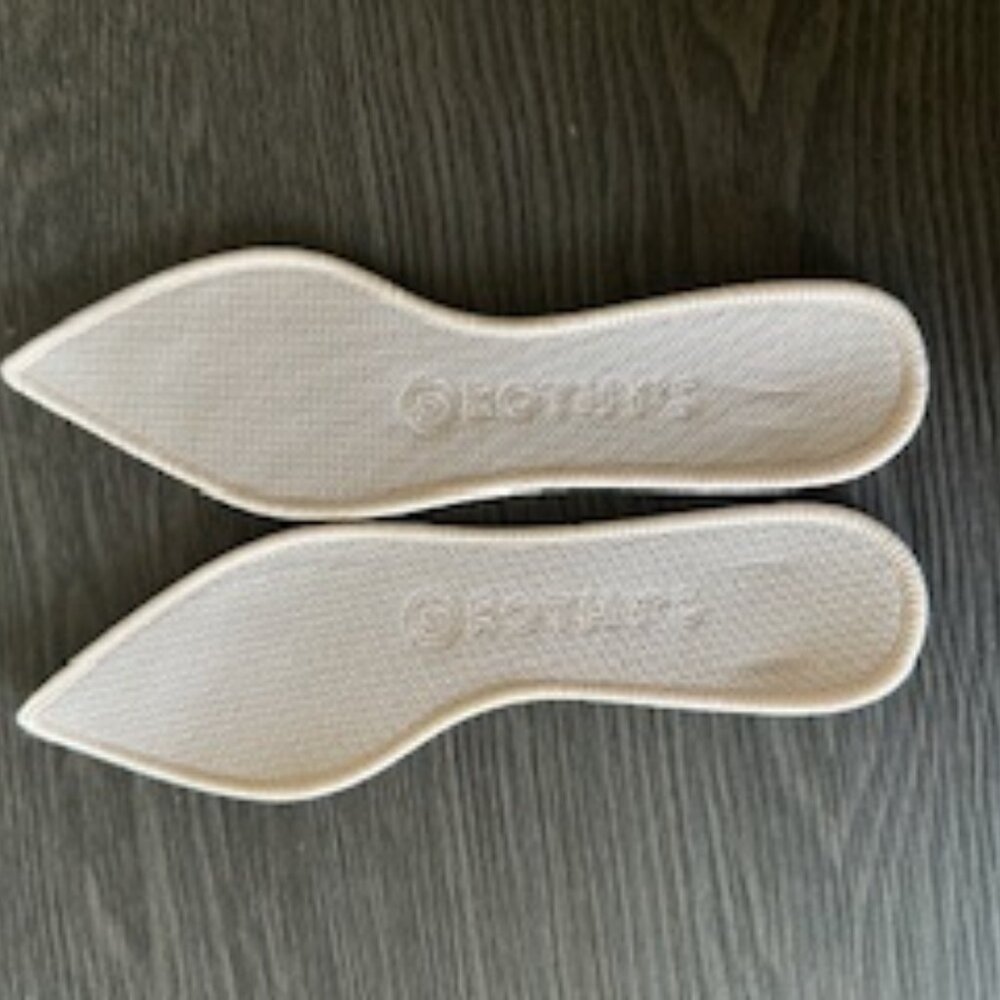 Shoes - Picture 4 of 8